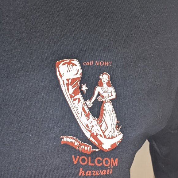 VOLCOM - HAWAII For A Hula Va Good Tme Hawaiian Girl Mens T Shirt Size M - Picture 3 of 4
